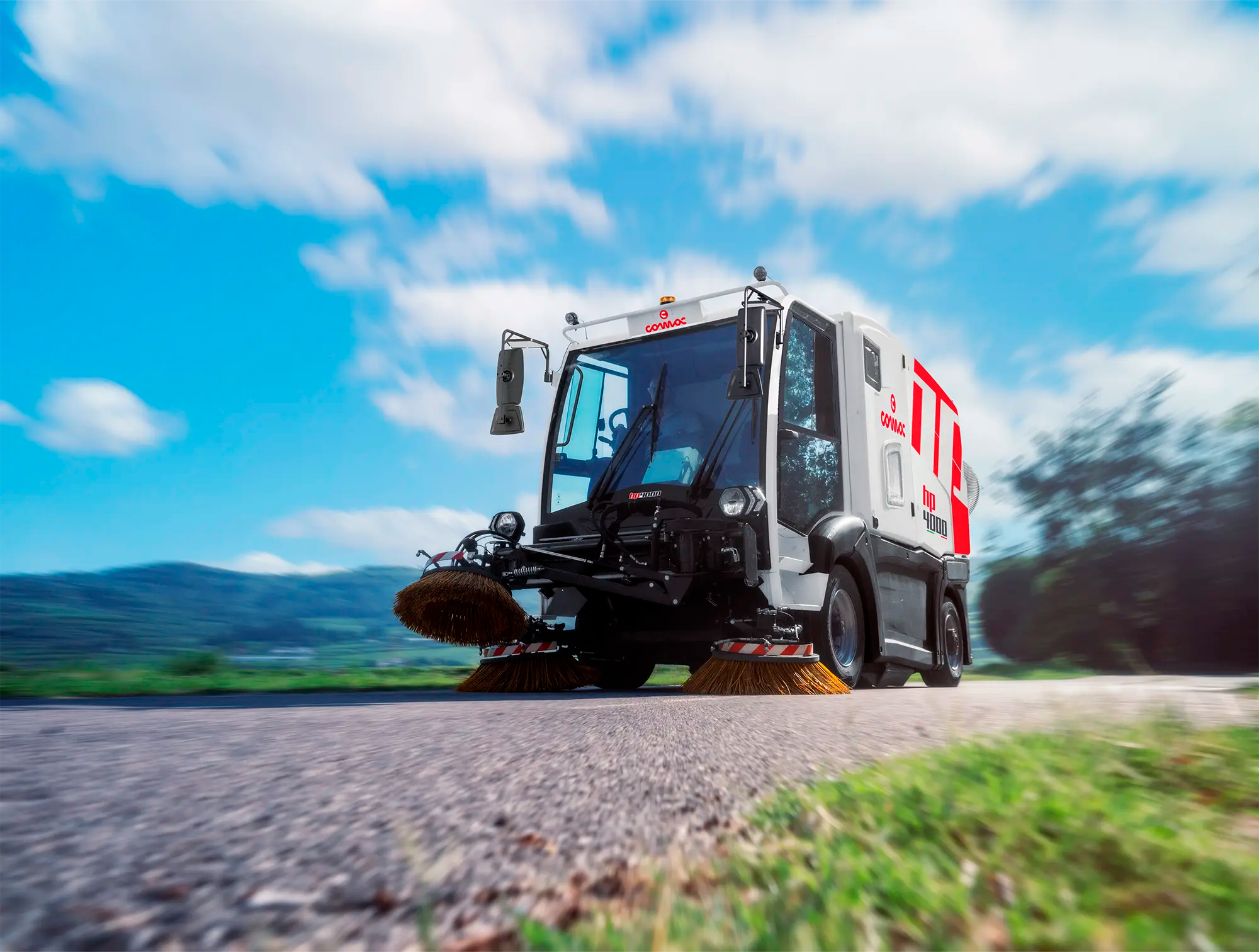 comac hp4000 street sweeper