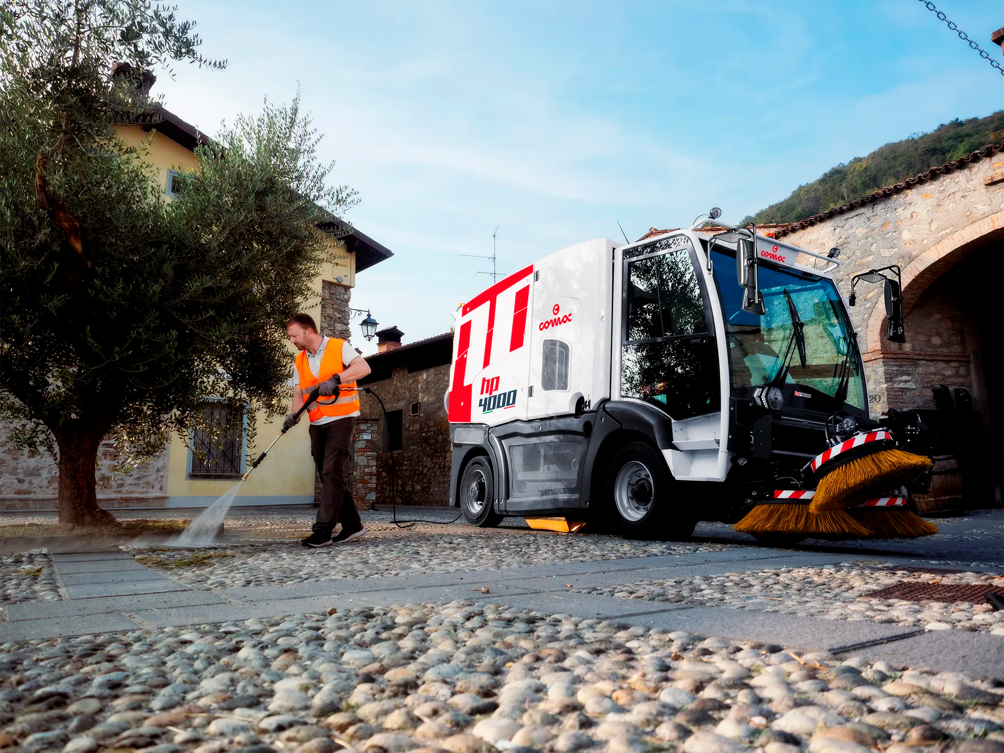 comac hp4000 street sweeper